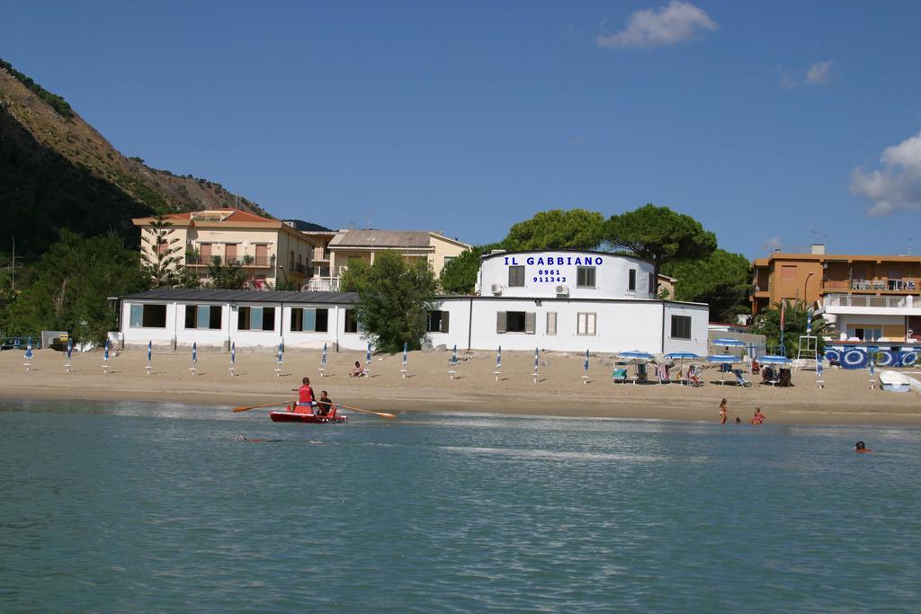 Hotel Il Gabbiano Stalettì Esterno foto