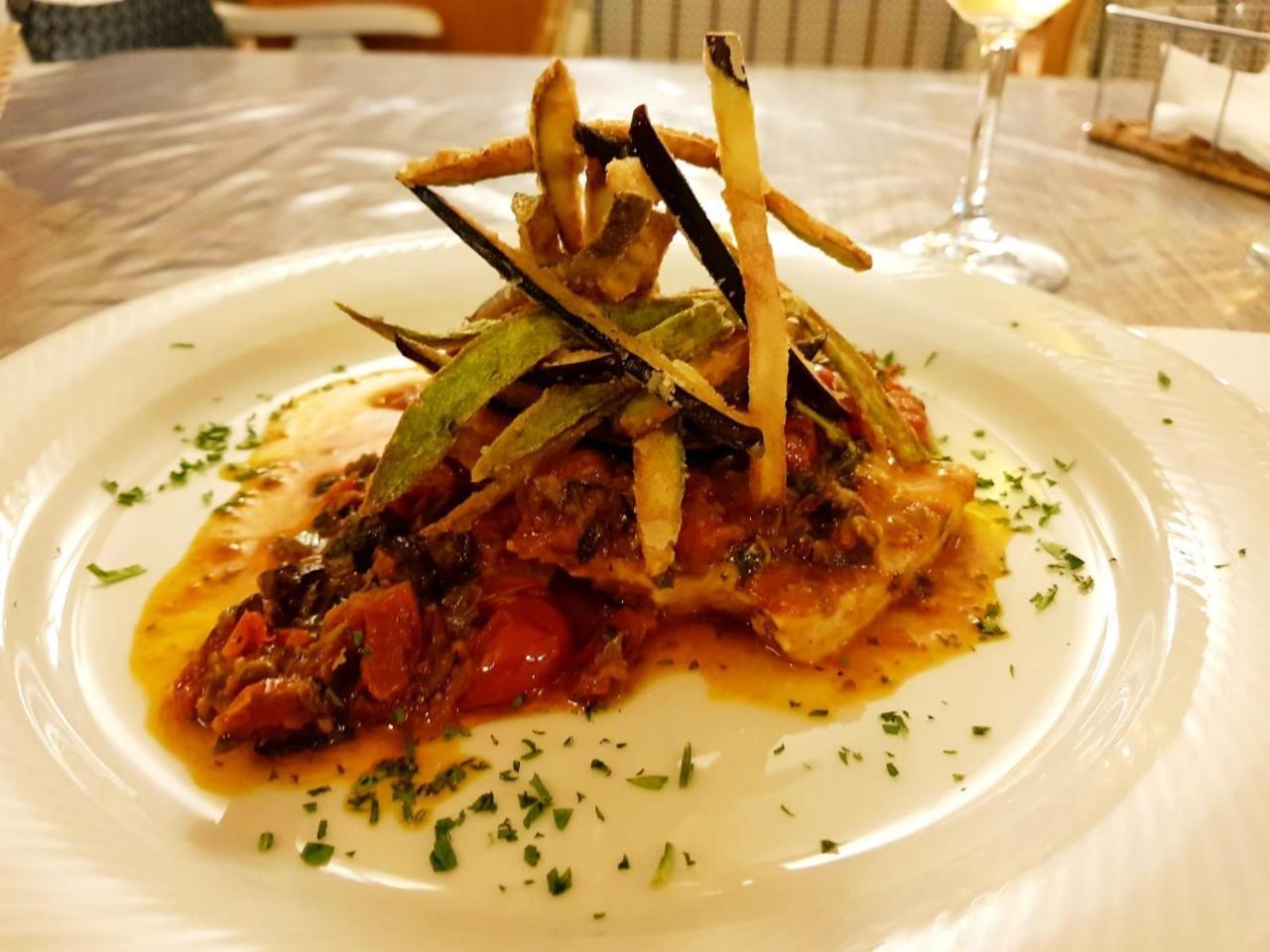 Hotel Il Gabbiano Stalettì Esterno foto